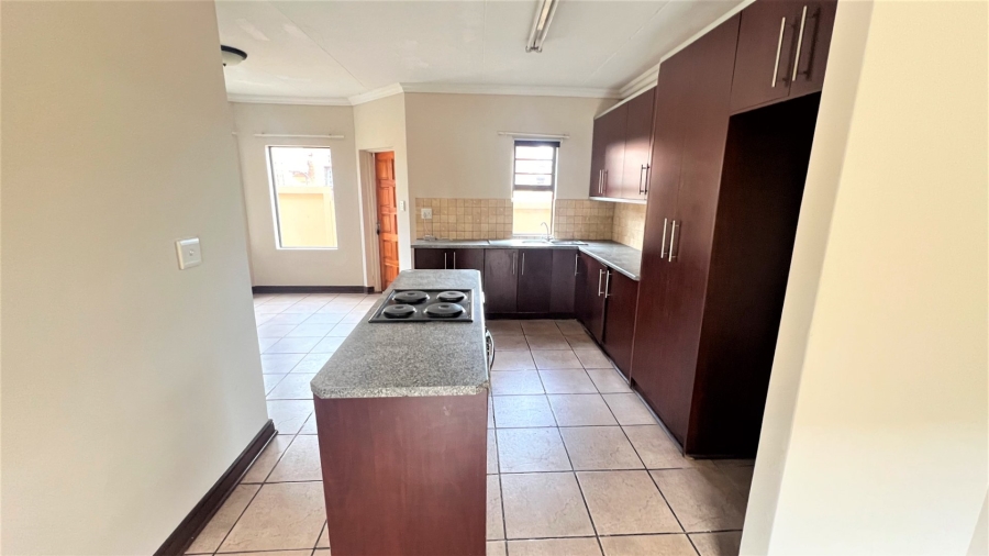 3 Bedroom Property for Sale in Langenhovenpark Free State